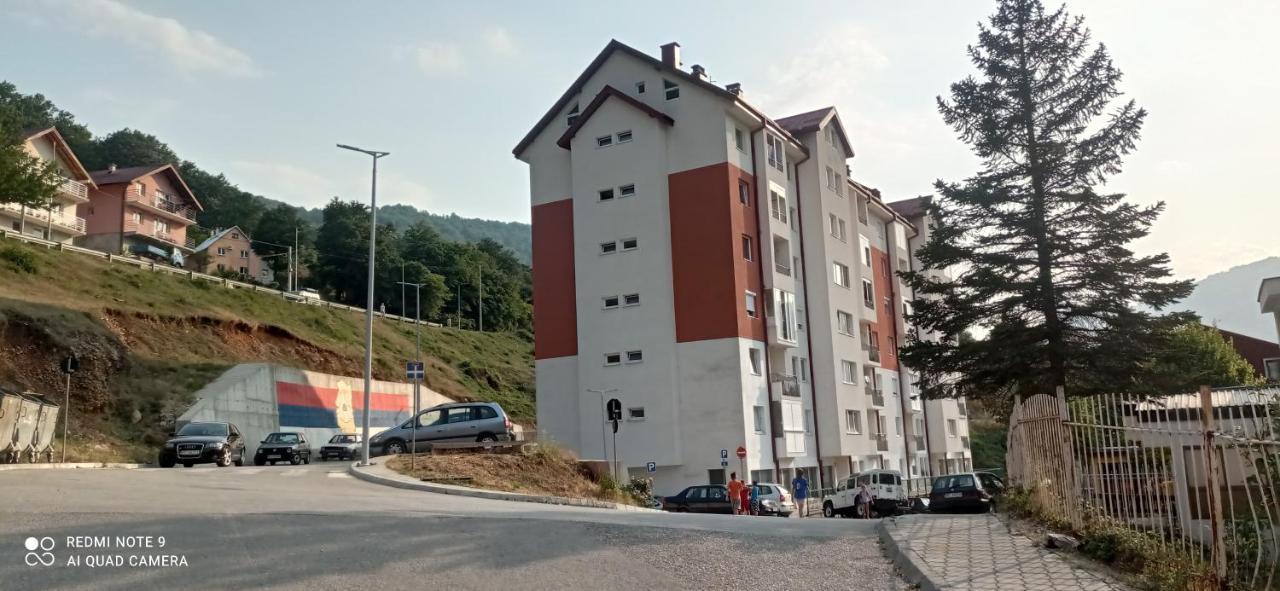 Apartman Bujisic Lägenhet Plužine Exteriör bild