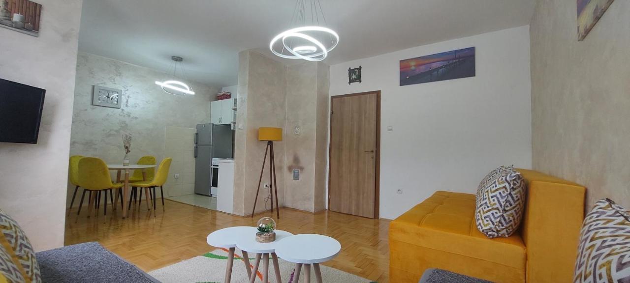 Apartman Bujisic Lägenhet Plužine Exteriör bild